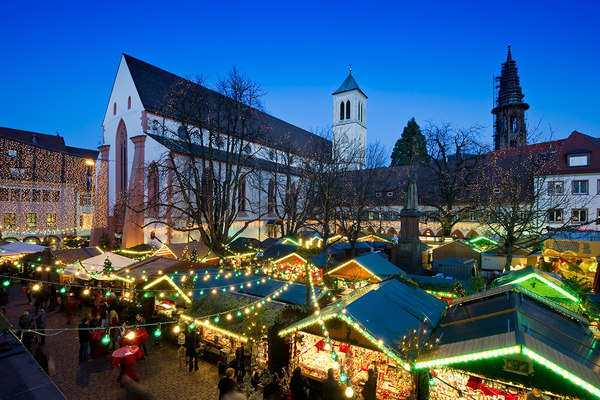Le marché de Noël à Fribourg: 10 conseils pour une belle journée d‘hiver
