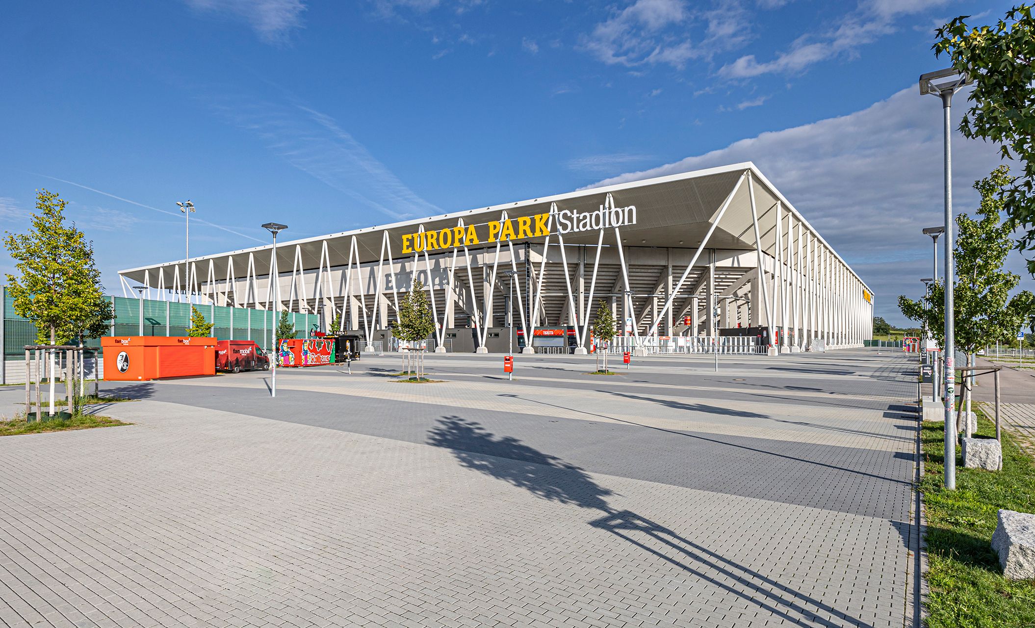 Außenansicht des Europa-Park Stadion in Freiburg  