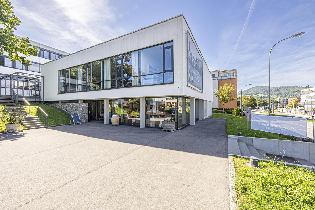 Gebäude des Staatsweingut Freiburg