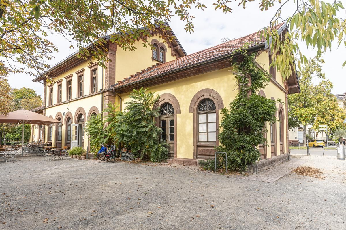 Blick auf den alten Wiehrebahnhof