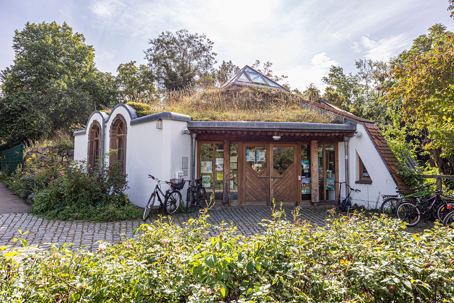 Eingang zur Ökostation in Freiburg 
