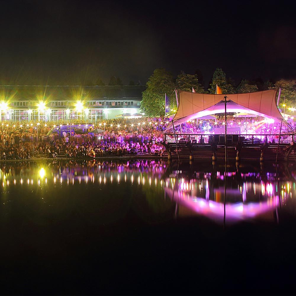 Seefest Freiburg bei Nacht 