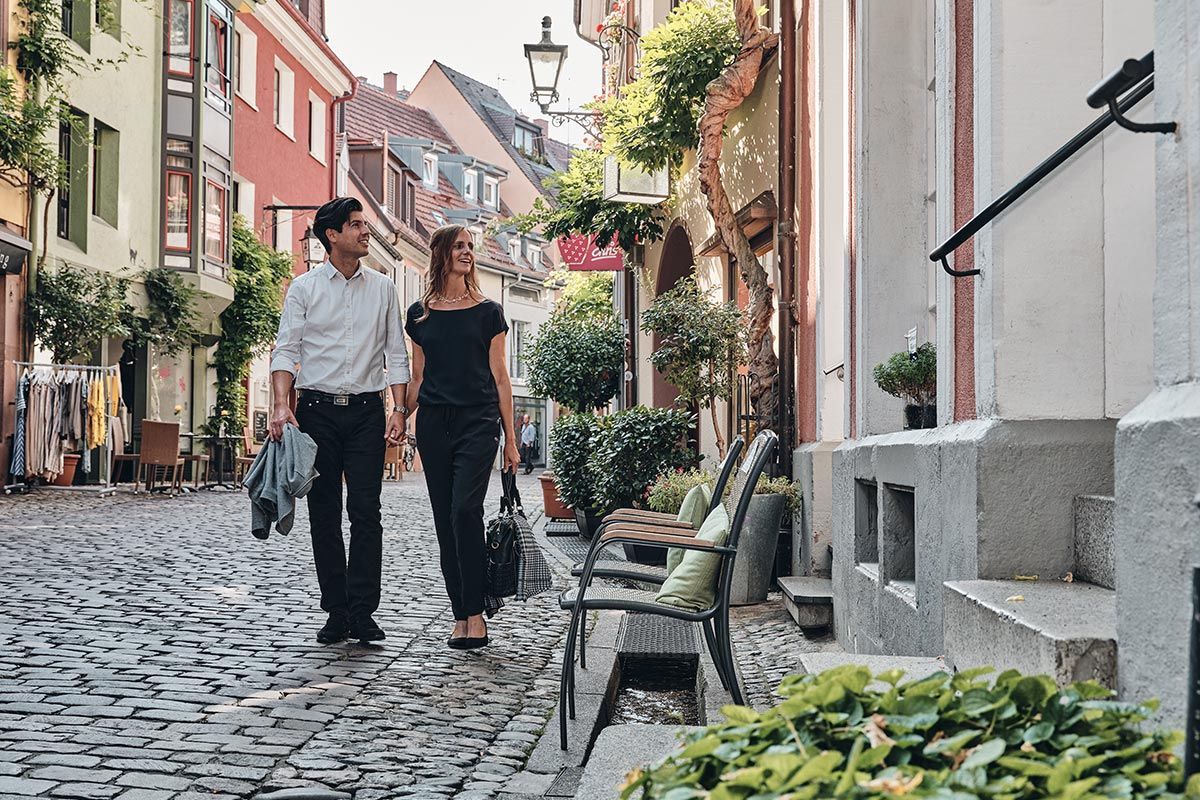 Shopping in der Freiburger Konviktstraße