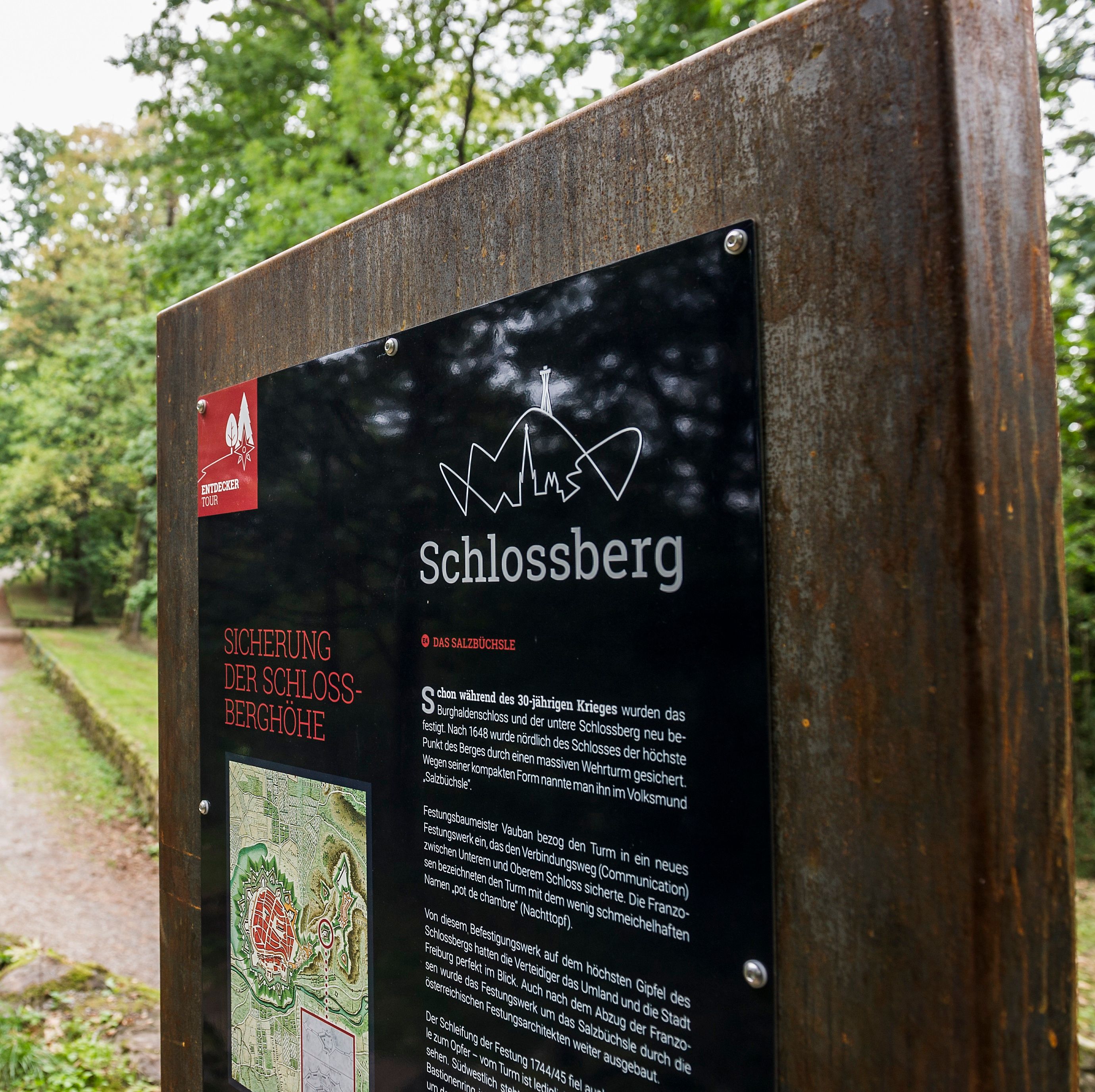 Infostele am Schlossberg