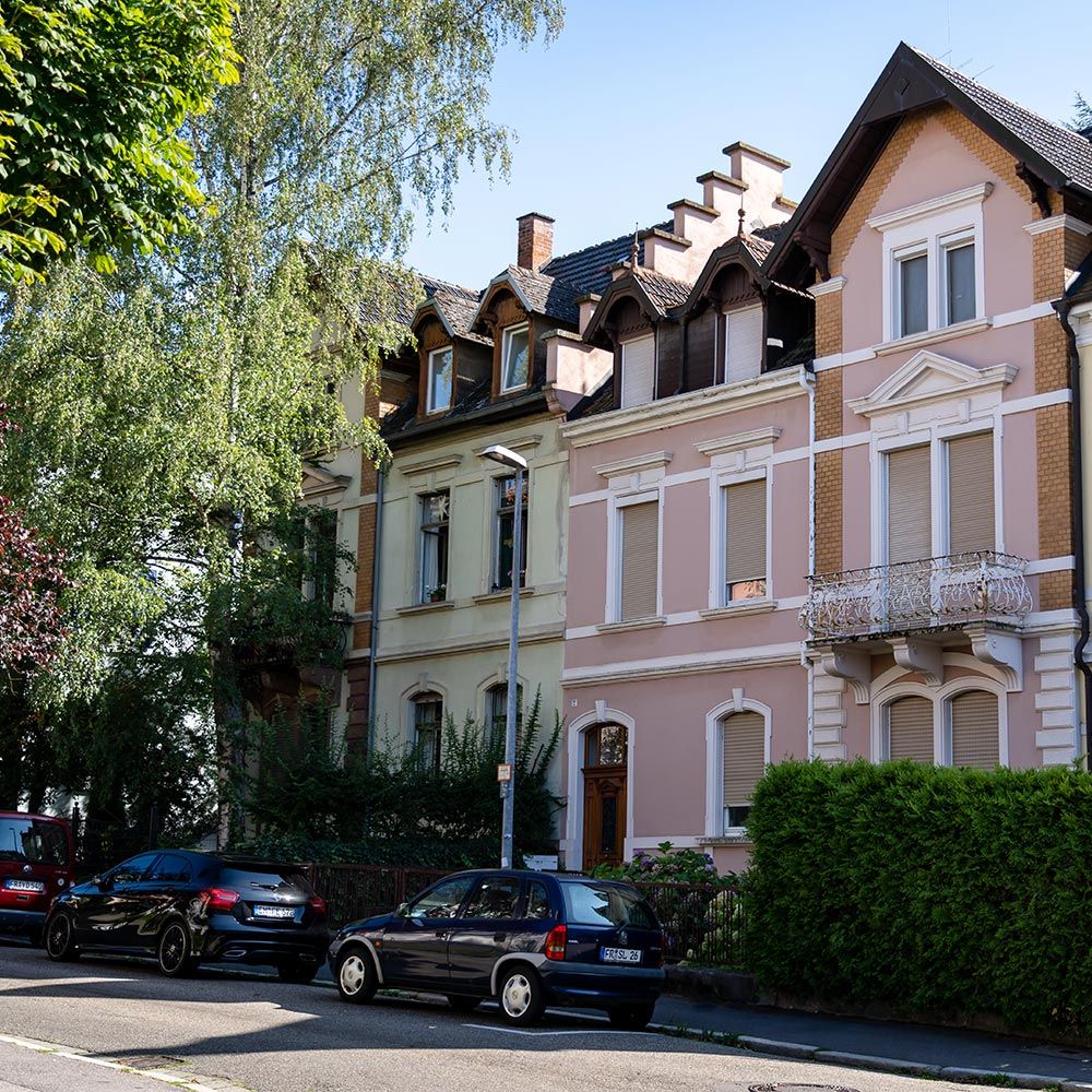 Freiburg Herdern bunte Häuserfronten