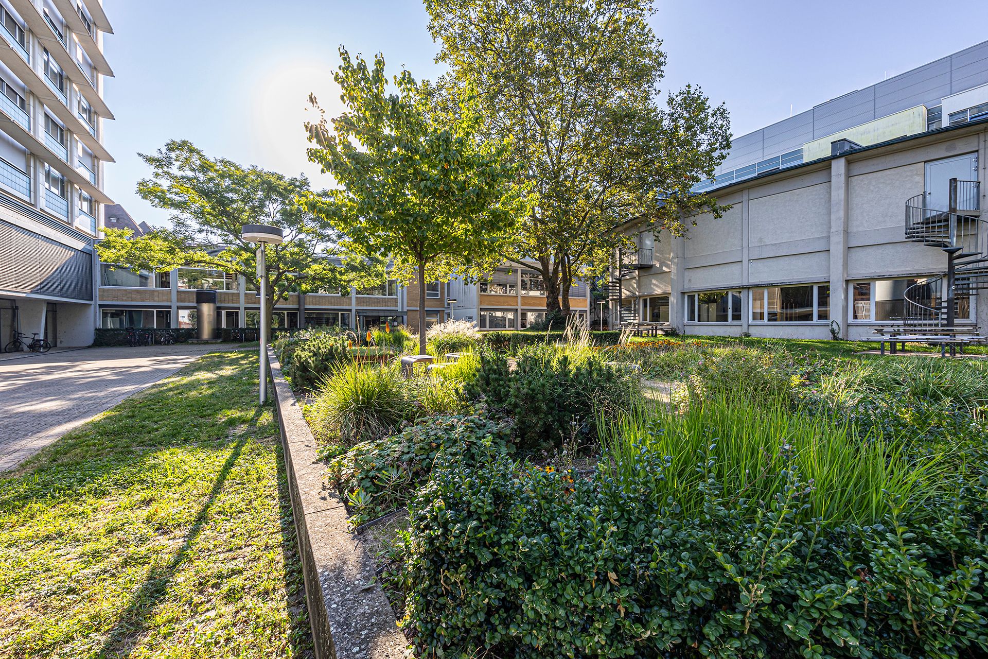Garten der Physik im Institutsviertel in Freiburg-Herdern