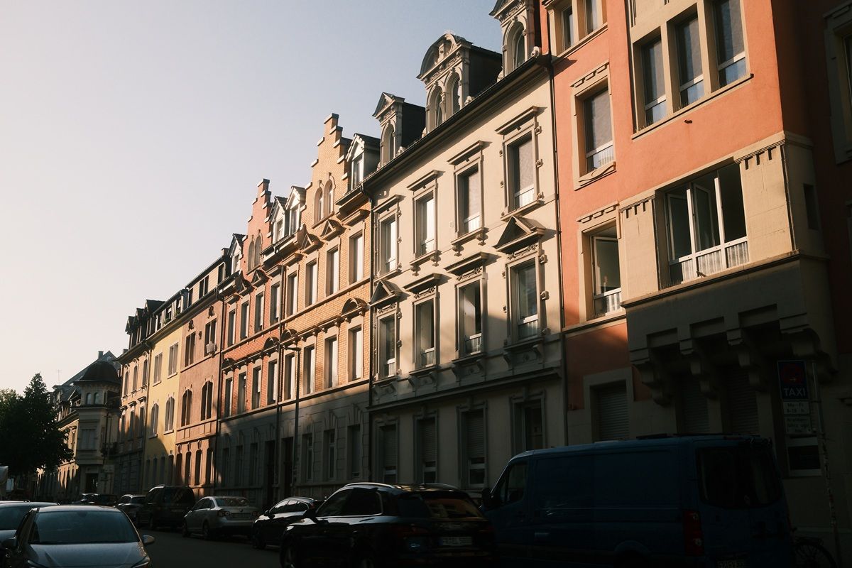 Häuserfassade im Stühlinger